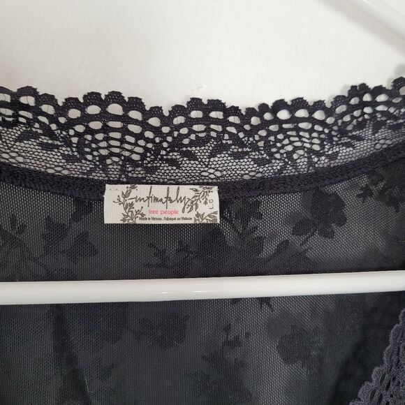 NEW Intimately Free People Bodysuit Black Lace Babes In Bandeaus Size Large - Picture 6 of 12